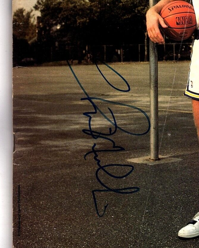 CHRIS MULLIN signed Autographed 1989 Hoop Game Program Beckett #BB19909 - Picture 2 of 3