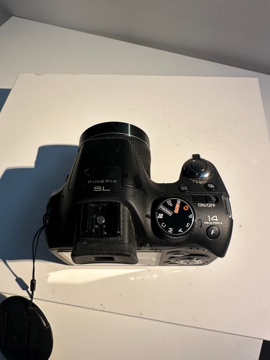 Fujifilm FinePix S Series SL1000 16.2MP Digital Camera Fujifilm FinePix S Series SL1000 16.2MP Digital Camera