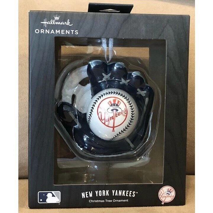 Hallmark New York Yankees Christmas Tree Ornament MLB Baseball Glove Logo - Image 2 of 4