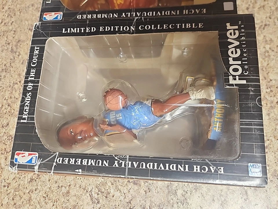 Two Rookie Bobbleheads Carmelo Anthony LeBron James Legends Of The Game /5000 - Image 2 of 4