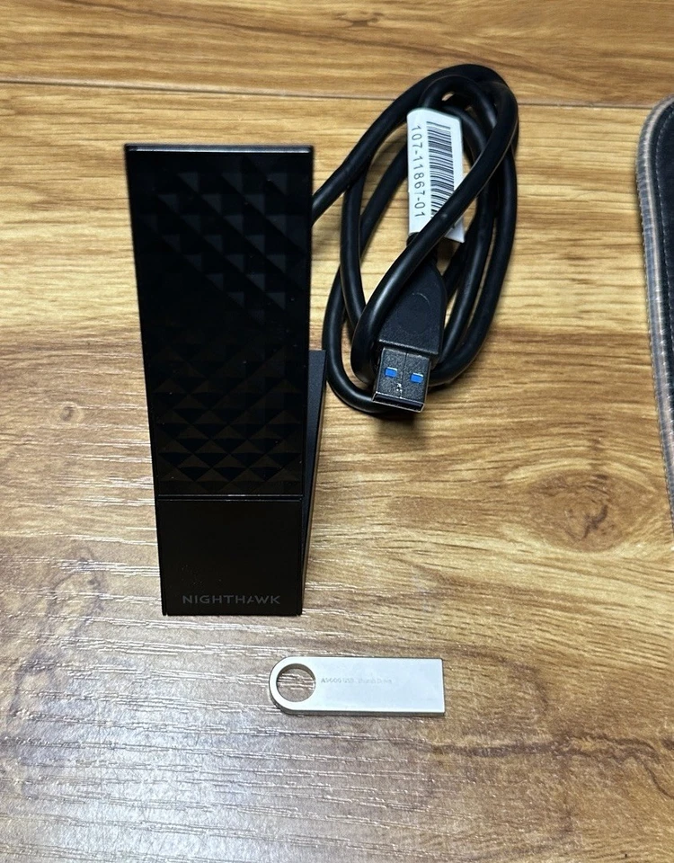 Netgear NightHawk WiFi 7 Adattatore USB WiFi A9000 Funzionante Testato - Immagine 4 di 4