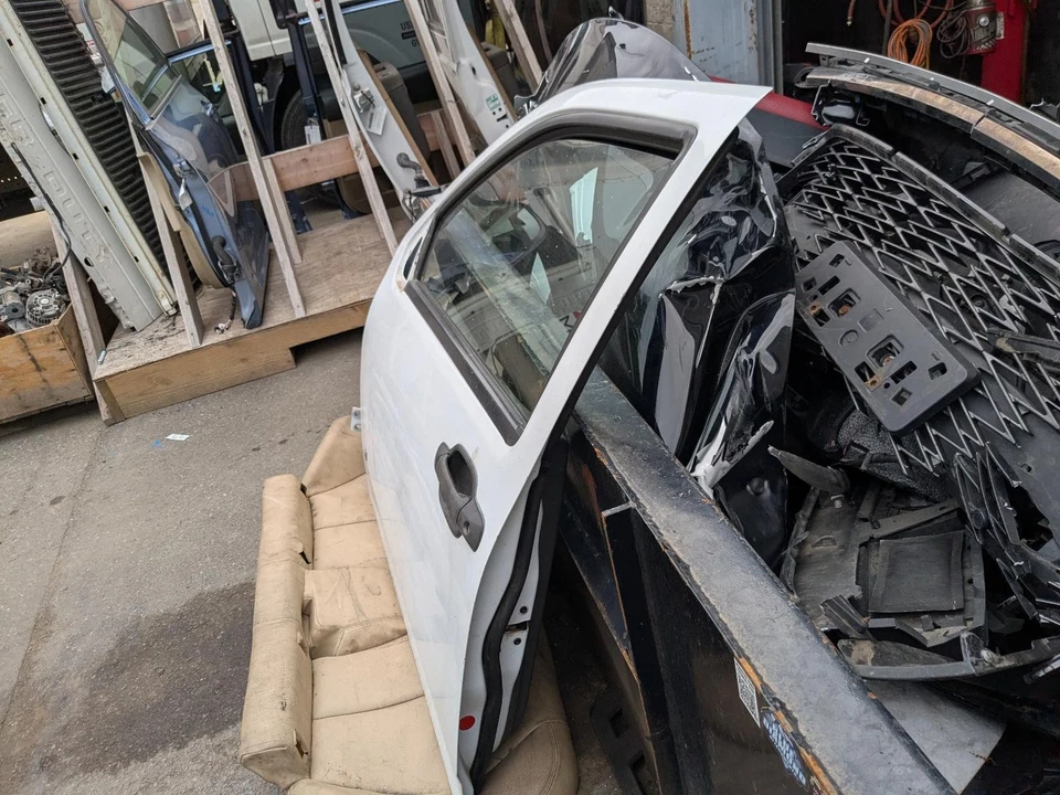 (LOCAL PICKUP ONLY) Driver Left Front Door Crew Cab Manual Fits 04-12 CANYON 786 Foto 2 de 4