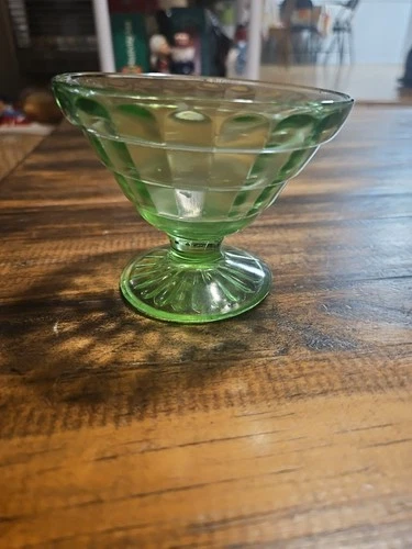 ANCHOR HOCKING Vaseline Sherbert Depression Glass Block Optic Green Champagne