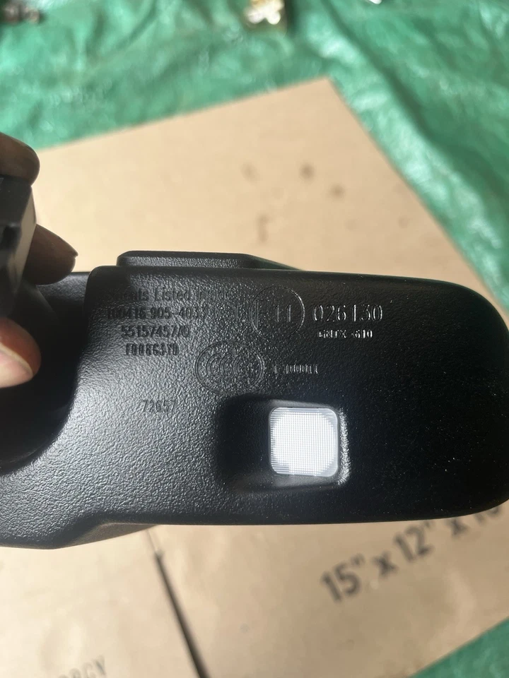 Jeep Patriot Liberty Rear View Mirror w/Automatic Auto Dimming OEM - Image 4 of 4