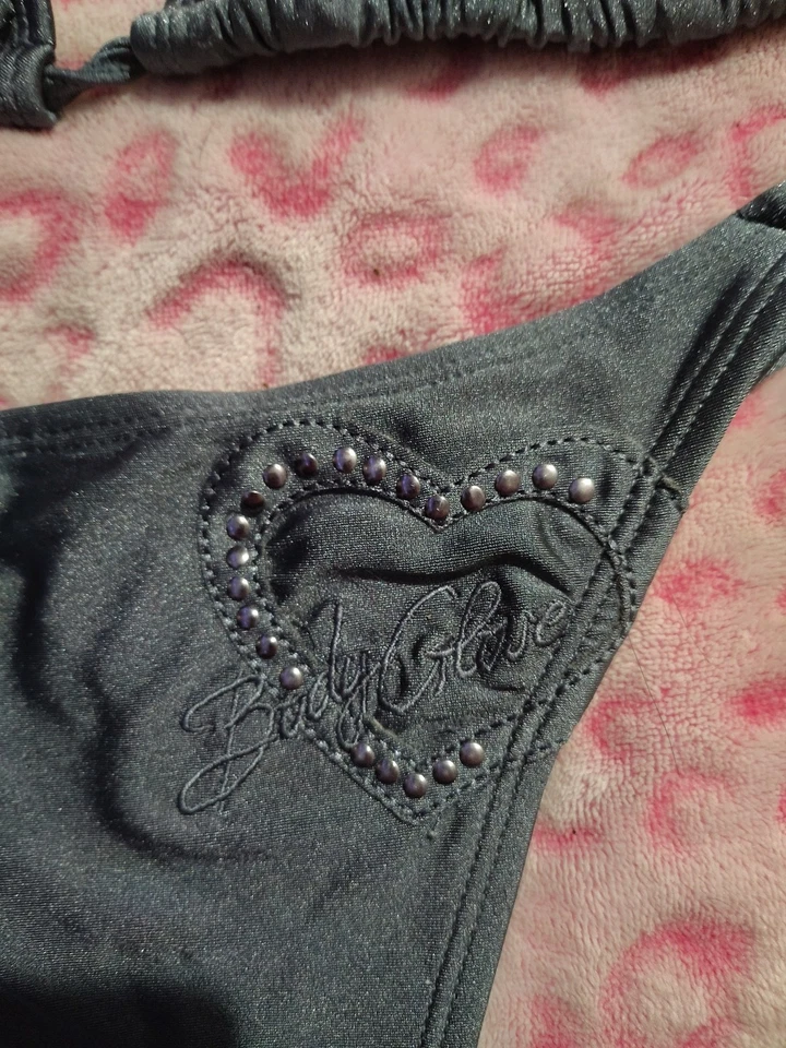 GUANTE CORPORAL BRILLANTE CORAZÓN CARBÓN TACHONADO Traje de baño de dos piezas BIKINI METAL COBRE Foto 2 de 4