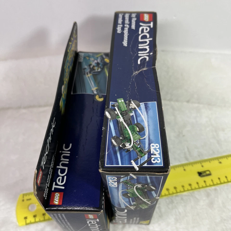 Vtg. LEGO Technic Cyber Slam Blast Chopper, Spy Runner #8213,8202. Lot Of 2 Seal - Image 4 of 4