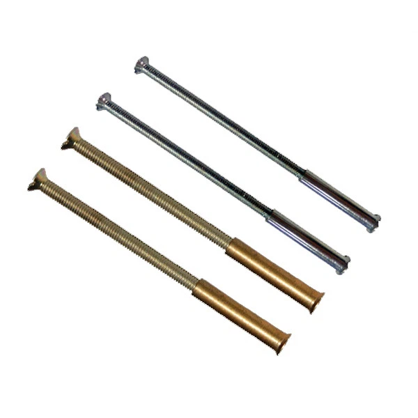 Tornillos y pernos de conexión para manija de puerta M3 con manguitos - Acabado latón/cromo Foto 4 de 4