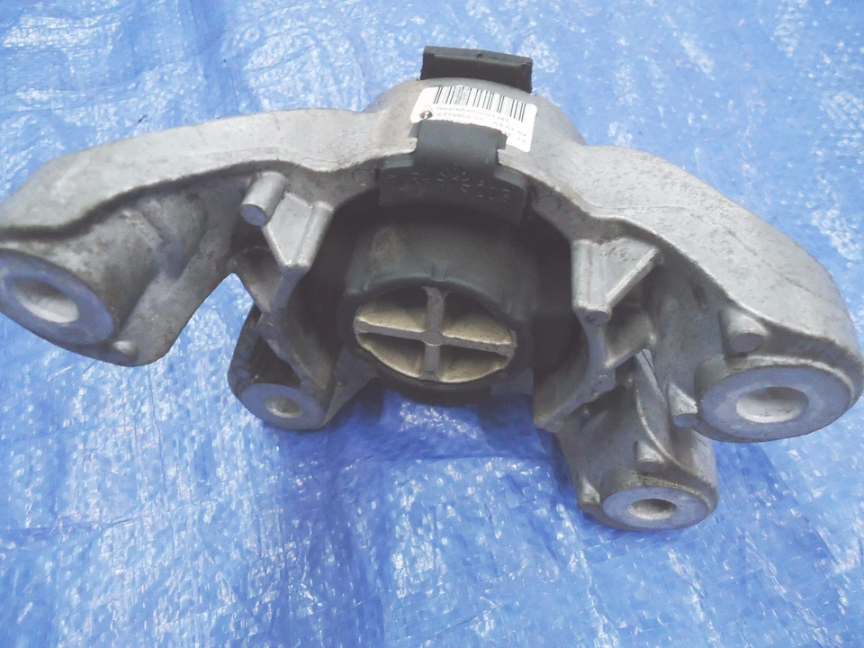 2007-2010 MINI COOPER R55 R56 R57 TRANSMISSION BEARING MOUNT 22316779806 OEM - Image 2 of 4