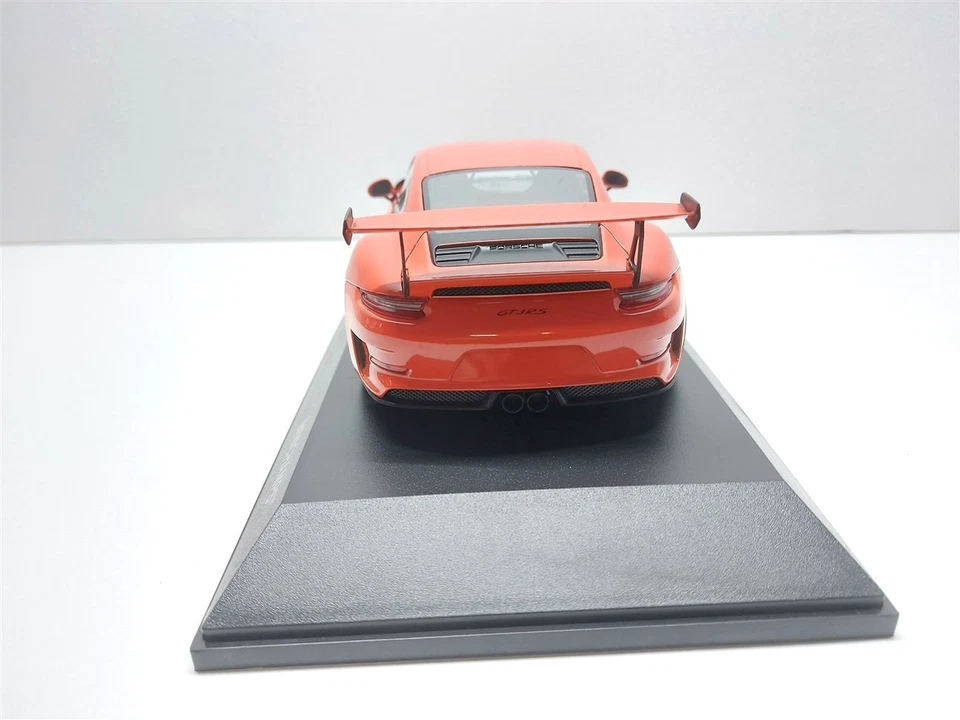 Porsche 911 (991.2) GT3 RS Arancione del 2019 - 1/18 Minichamps Limited 300 pcs - Immagine 4 di 4
