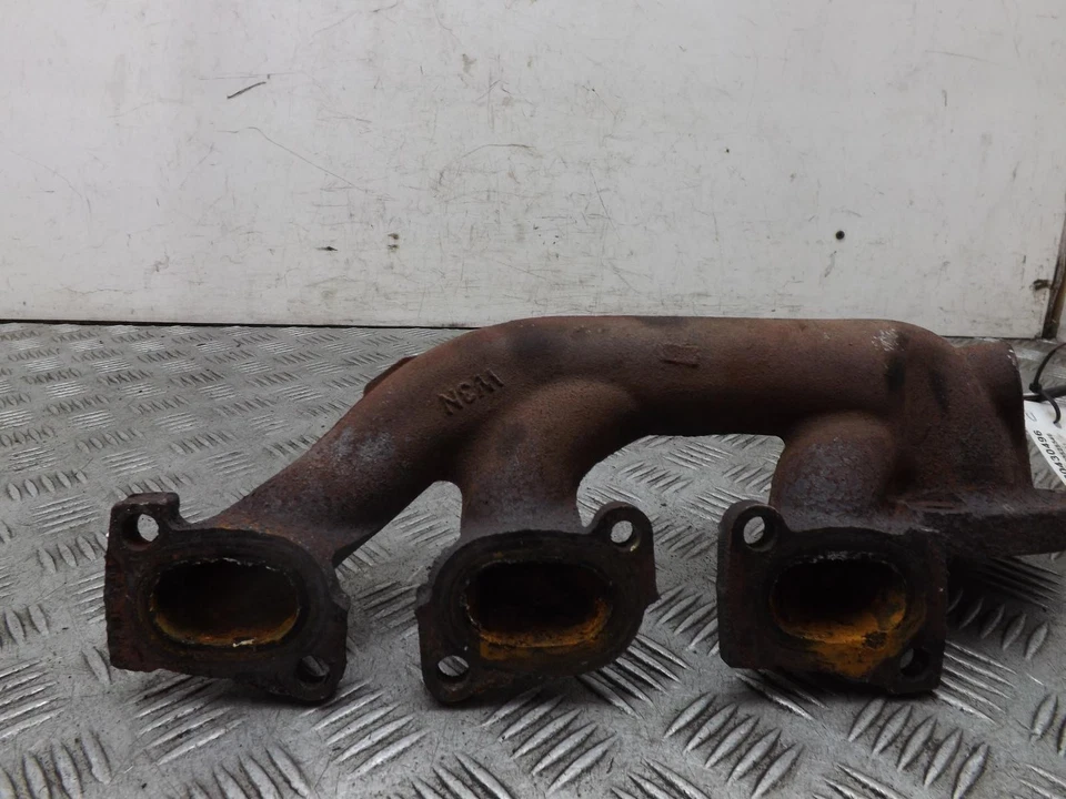 Jaguar X Type Right Driver O/S Exhaust Manifold Rf-1x4e-9430-A 2.5 Petrol 01-10D - Image 4 of 4