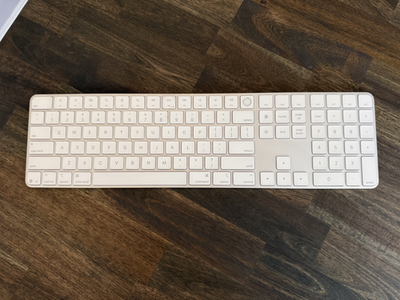 Apple Wireless Magic Keyboard with Touch ID and Keypad - USB-C | eBay