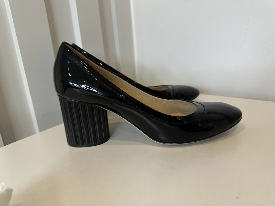RUSSELL & BROMLEY Black Patent Leather Court Shoes Size UK 7 EUR 40 - Image 2 of 4