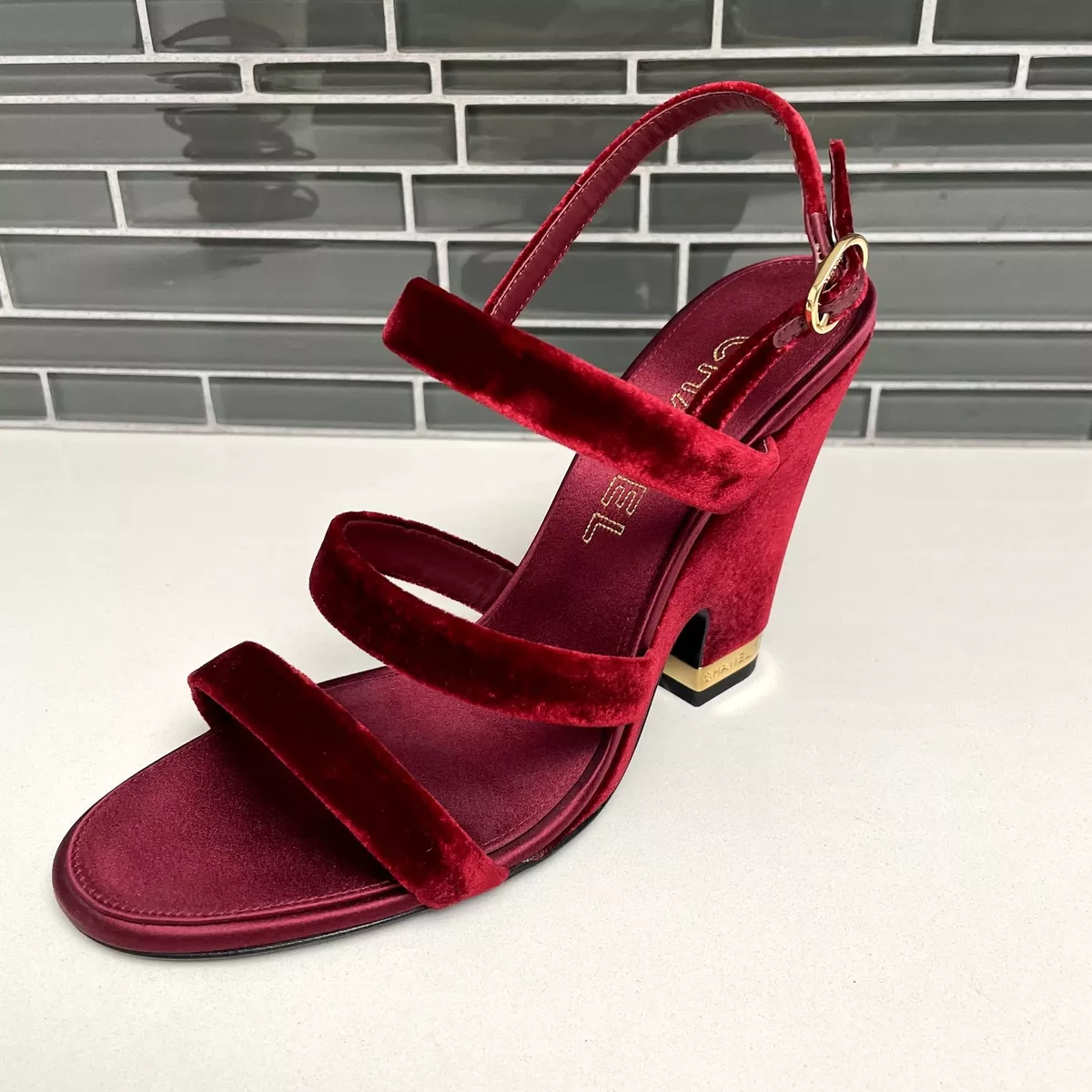 CHANEL 17A CC Logo Burgundy Velvet Strappy Slingback Open Toe Sandals IT 40