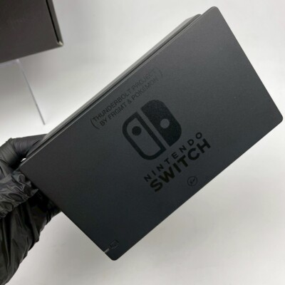 FRAGMENT - Thunderbolt Project by FRGMT 任天堂Switch Nintendo Switch Thunderbolt x Pokemon Project Console