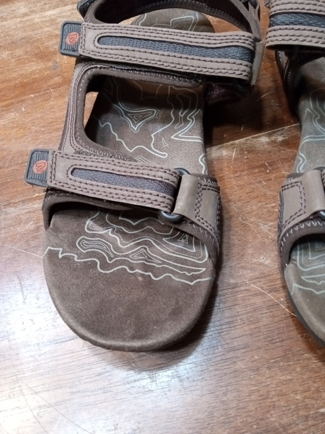 Sandali Merrell Dark Earth da uomo 1 cinturino alla caviglia marrone sportivo