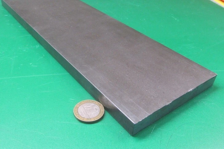 Barras recocidas de acero de aleación 4140, 1/2" x 4,0" de ancho x 60" de largo Foto 3 de 4