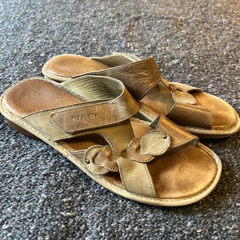 Sandalias laterales de cuero marrón suave Fly Flot 42 11 para mujer  Foto 2 de 4