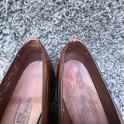 Allen Edmonds Grayson Tassel Loafers Men display picture 3