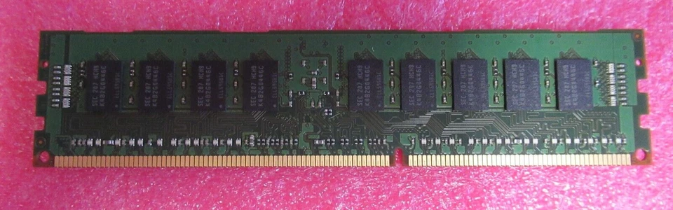 Samsung M393B5270CH0-CH9 4GB PC3-10600 DDR3-1333MHz ECC CL9 240-Pin DIMM Memory - Image 2 of 3