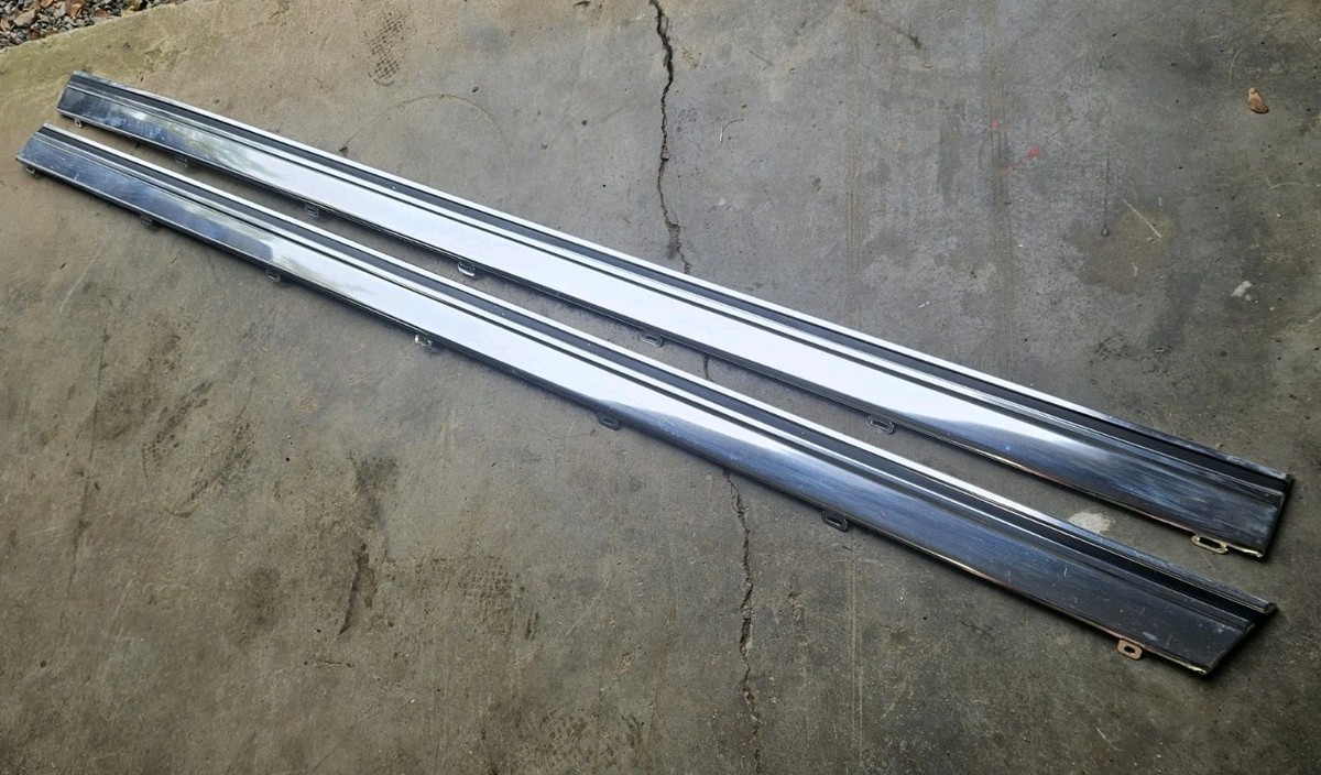 NOS 1965 CHEVROLET IMPALA 2DR SPORT COUPE CONV ROCKER MOULDING