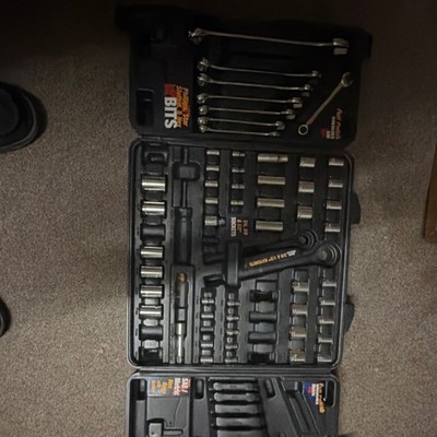 Performance Tools Mechanics Tool Set Ratchets Sockets Wrenches Bits Hard Case