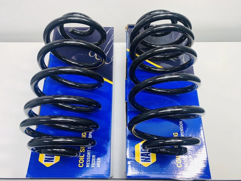 Volvo S40 2.4 D5 2004-2013 Front Coil Springs PAIR BRAND NEW 3 YEARS WARRANTY  - Image 2 of 4