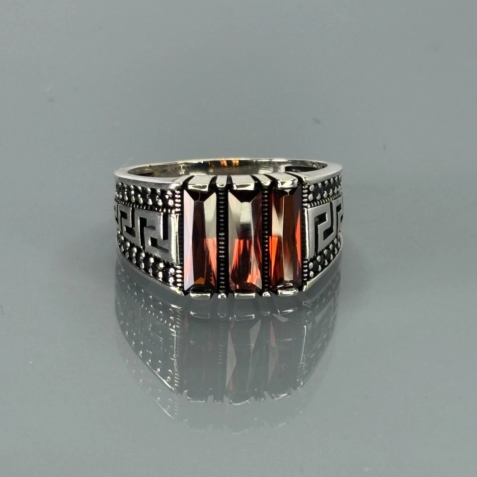 Garnet 925 Sterling Silver Men’s Ring with Greek Key Design - Image 2 of 4