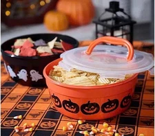 LocknLock Set of 2 Halloween Candy Bowls w/ (2) Handle Lids
