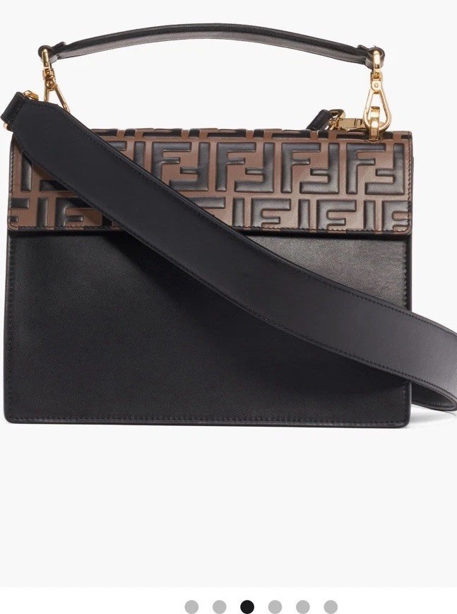 Fendi Medium Kan U Logo Leather Shoulder Bag Women display picture 3
