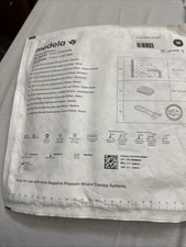 1 Medela Invia Foam Dressing Kit w/ FitPad -Medium - 200.8906  Factory Sealed