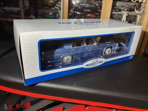 1/18 MCG - 1982 CADILLAC FLEETWOOD BROUGHAM - LIGHT BLUE METALLIC - Picture 23 of 24
