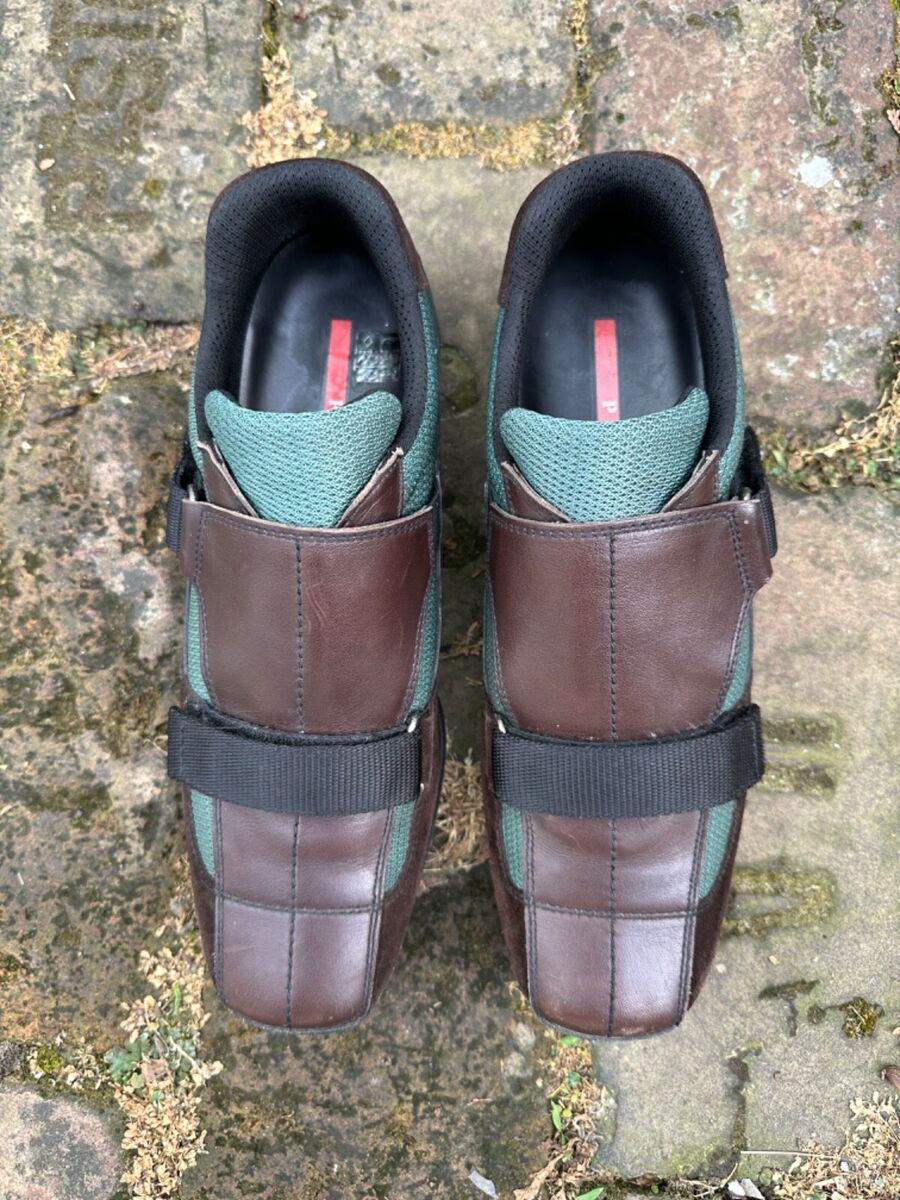 💫Prada💫(3 4 P 0847) Authentic 2 Strap Dress/Sneaker Shoes 💫Prada💫(3 4 P 0847) Authentic 2 Strap Dress/Sneaker Shoes