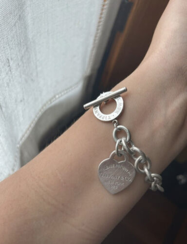 BRACCIALE IN ARGENTO 925 RETURN TO TIFFANY & CO. CIONDOLO CUORE HEART TAG TOGGLE - Foto 1 di 8