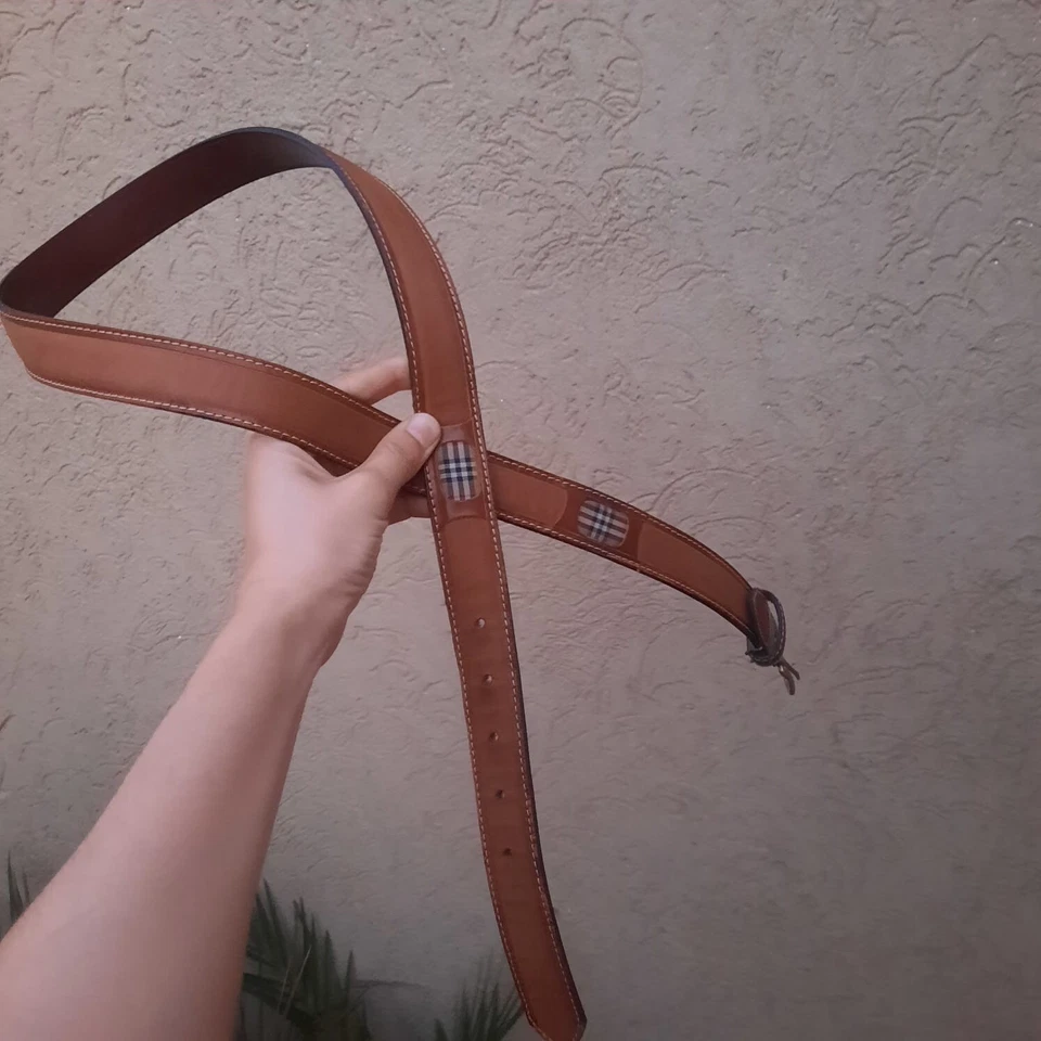 Cinturón de cuero marrón Burberrys Nova Check vintage auténtico Burberry talla 110/42 Foto 2 de 4