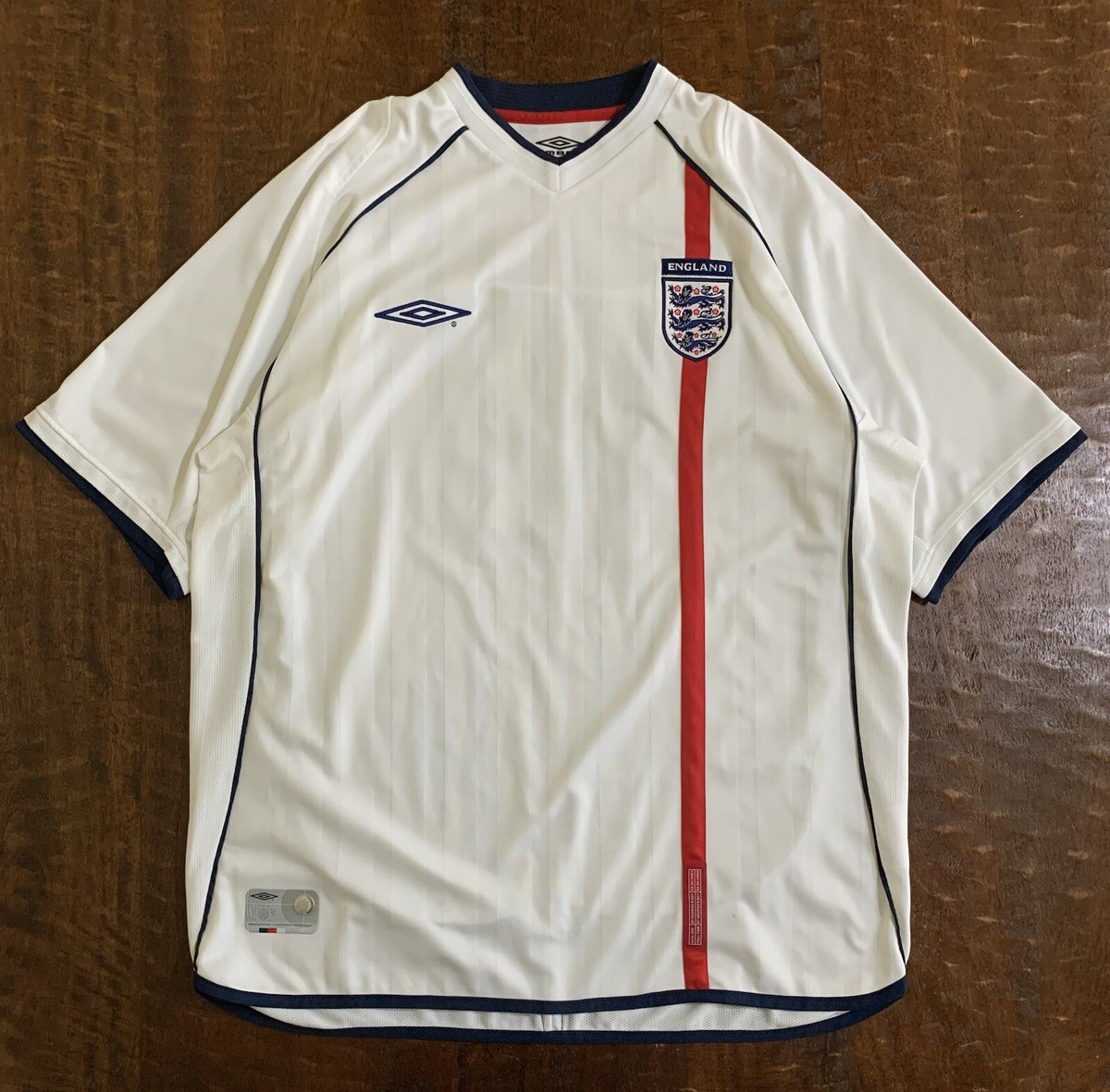 Umbro England Size XL 2001-2003 ST George's Day Football Soccer