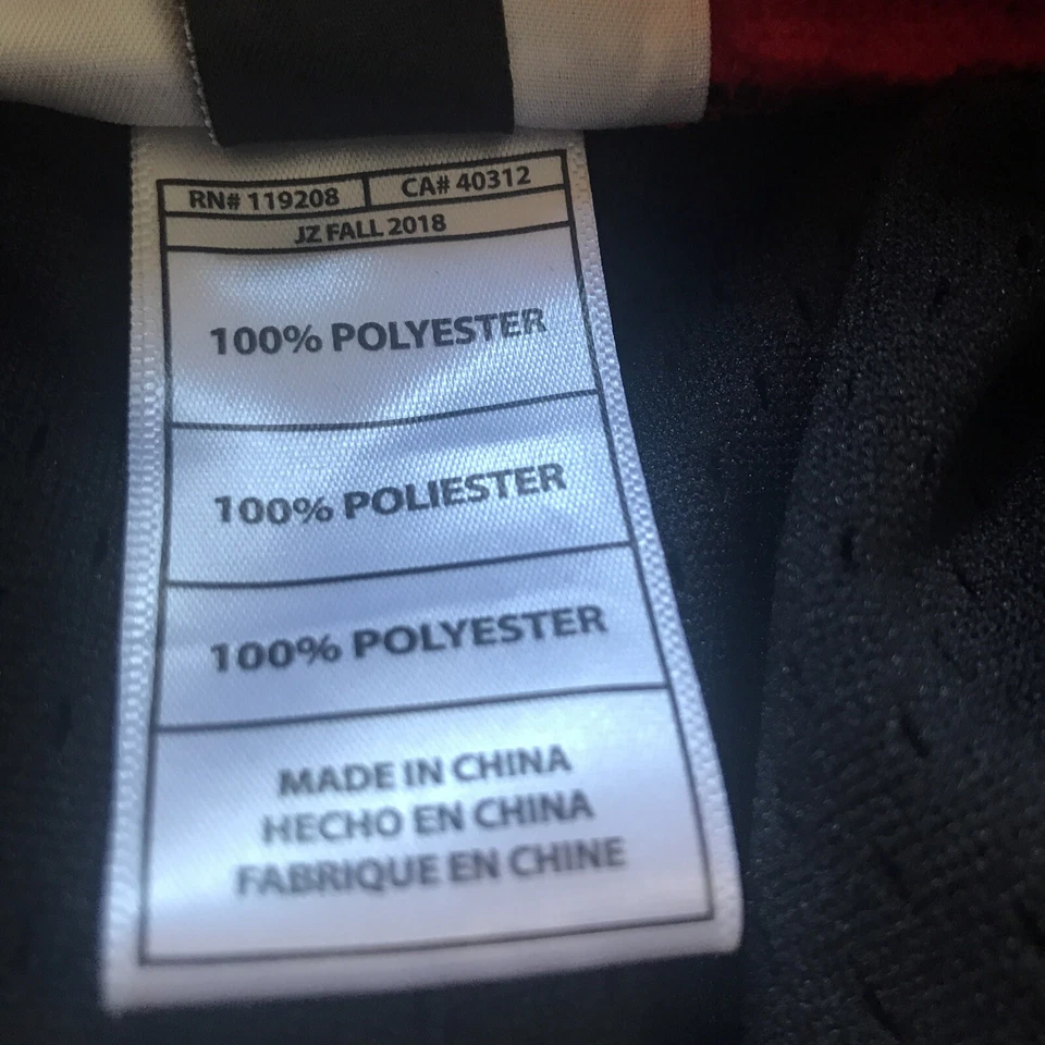 Camiseta deportiva de baloncesto FUBU Sports x Mitchell and Ness pantalones cortos con escritura para hombre M negra nueva con etiquetas Foto 3 de 4