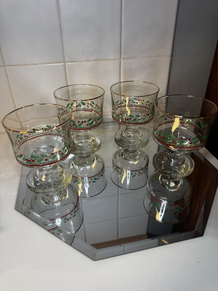 1987 Arby's Christmas Holiday Parfait Glasses Set of 4 Libbey Dessert Glasses - Image 2 of 4