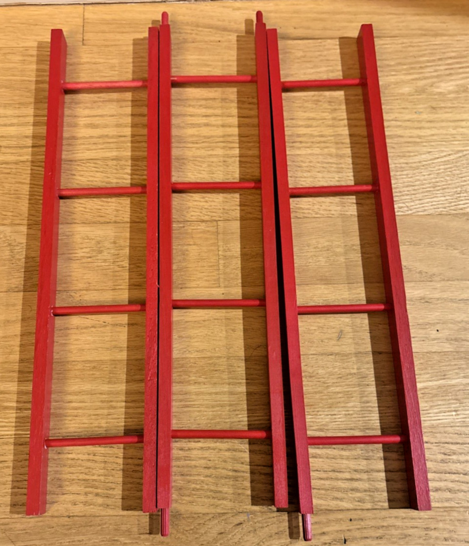 House of Lloyd Christmas Around World Up The Ladder Wood Display '91 Vintage