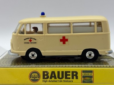BAUER FORD TAUNUS TRANSIT AMBULANCE WITH FLASHING BLUE LIGHT T-JET CHASSIS