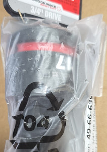 Milwaukee Shockwave Impact Duty 17mm 6-Point Deep Socket 3/4" Drive