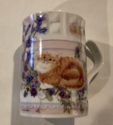 Valerie Pfeiffer Kitty Design Signed Mug Made by Innovation Giftware Corporation