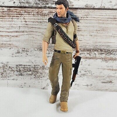 Uncharted 3 PS3 Drake's Deception SideShow Collectibles Nathan Drake Figure