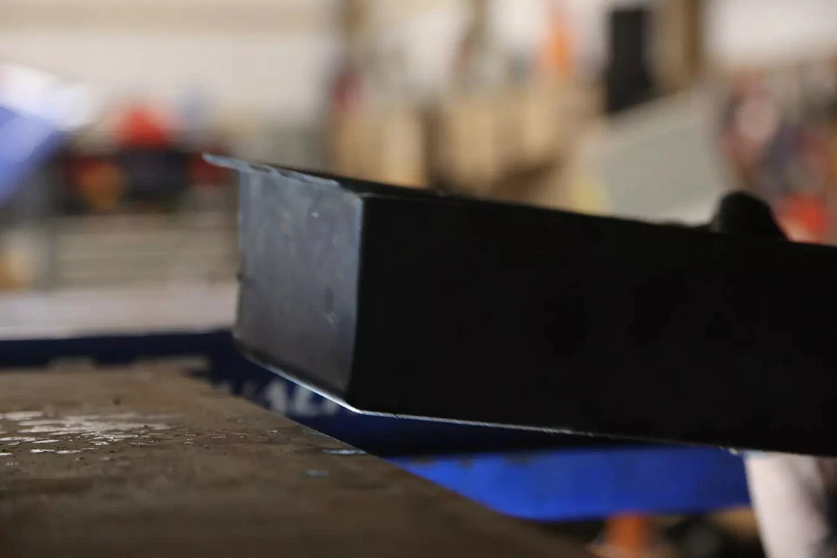 A black drain pan is positioned.