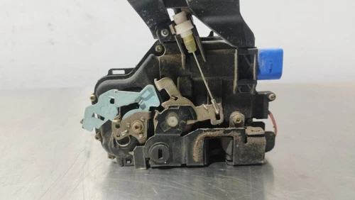 7L0839015 Cerradura Puerta Trasera Izquierda para VOLKSWAGEN TOUAREG (7LA 839084 - Imagen 3 de 10