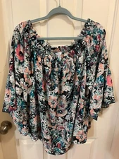 Boutique Top ~ Sz Woman 2X Plus ~ Flowy Top w/Wide Neck Casing/Bell Sleeves