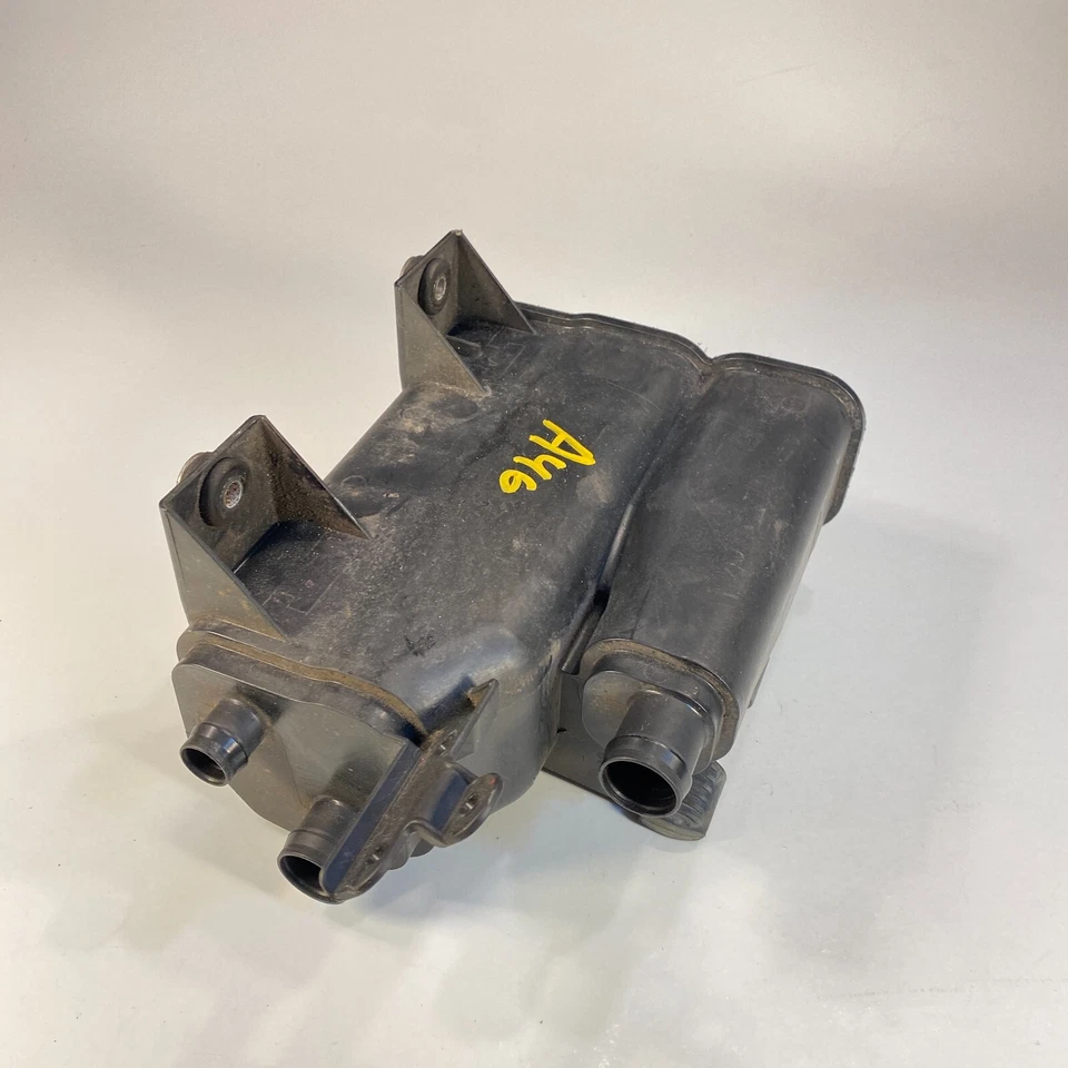 BMW 530i 528xi 545i 535i 550i 528i 2004-2010 bote de vapor de combustible 7162365 Foto 4 de 4