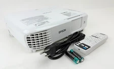 Epson Home Cinema 880 1080p 3LCD Projector 3300 lumens - Lamp 494 hours - White