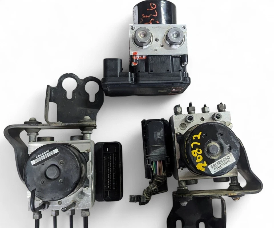 Conjunto de bomba y módulo de control Chevrolet HHR 2006-2007 ABS - Original OEM Foto 3 de 4