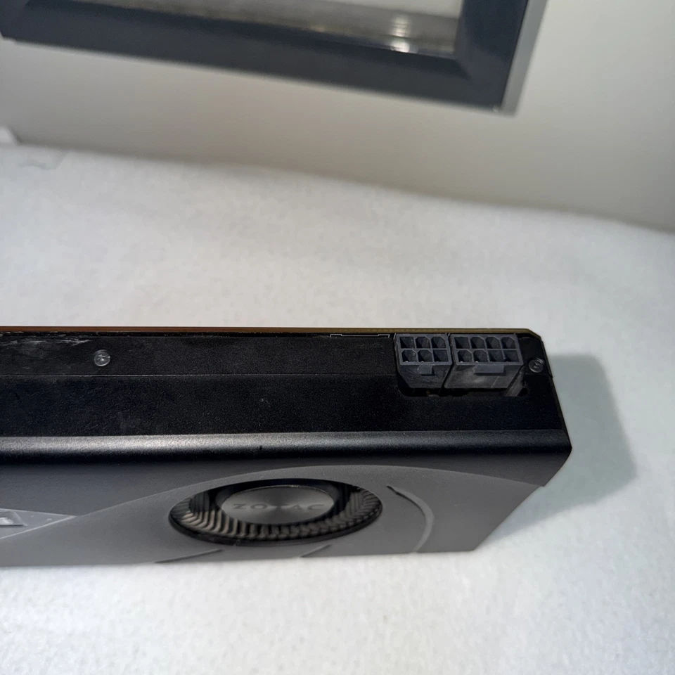 Zotac GeForce GTX 1080 Ti 11GB GDDR5X Graphics Card / ZT-P10810B-10B - Image 2 of 4