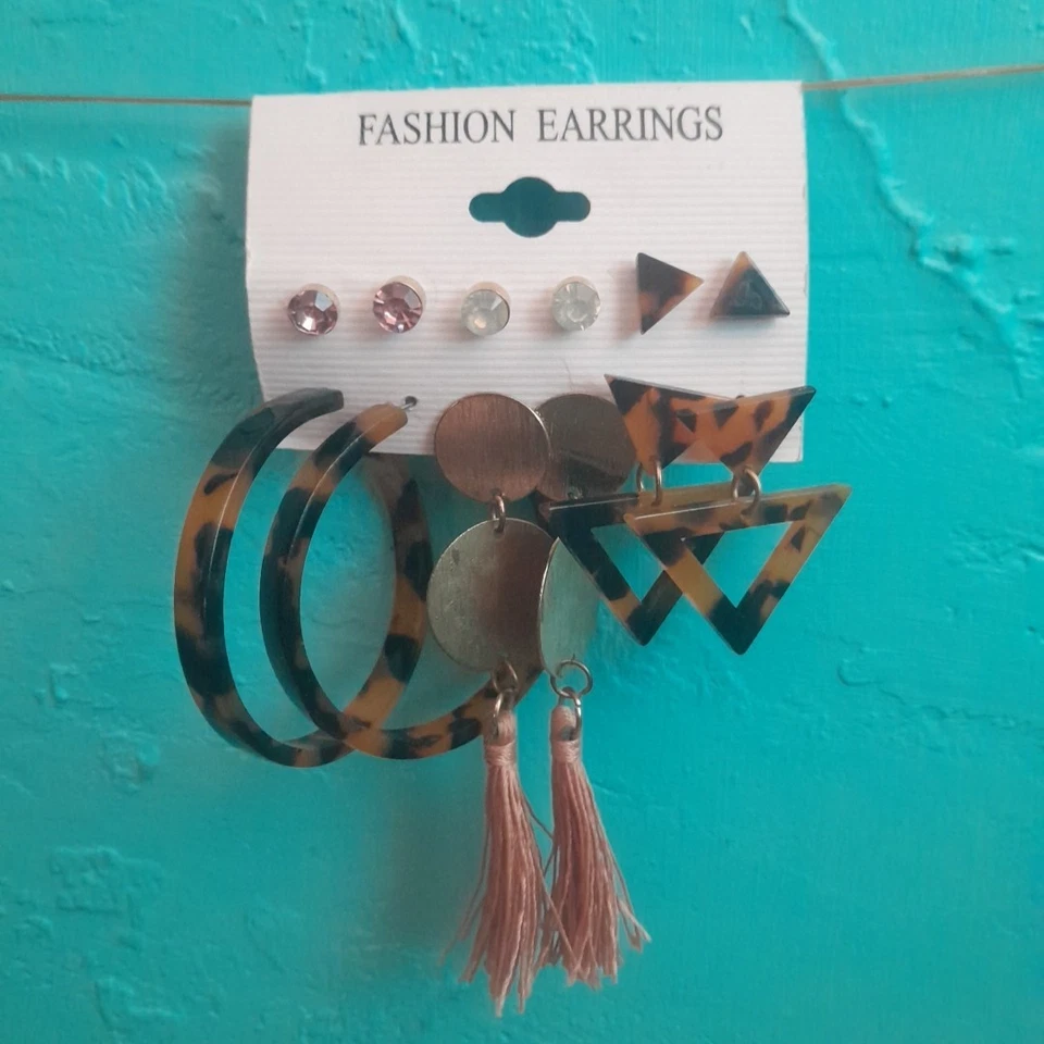 Lote de 6 pares de pendientes nuevos con caparazón de tortuga y más Foto 2 de 4